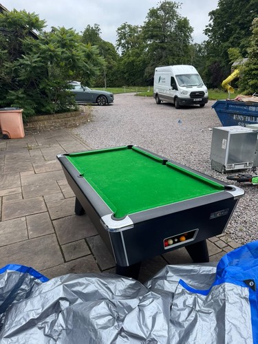 Supreme pool table - pool,